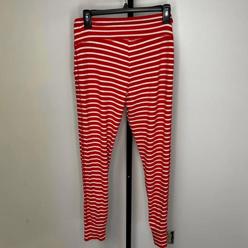 Aerie Red and White Striped Pajama Set Women’s Size Large‎